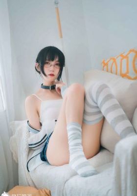 蜜桃免费电影_BD国语免费播放