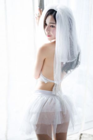 午夜影院入口_十万网红美女美酱
