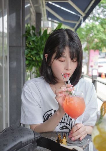 当辣妹来敲门_1080手机免费观看完整