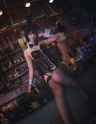 年轻的小婊5线观高清5中字电影_超清电影在线观看